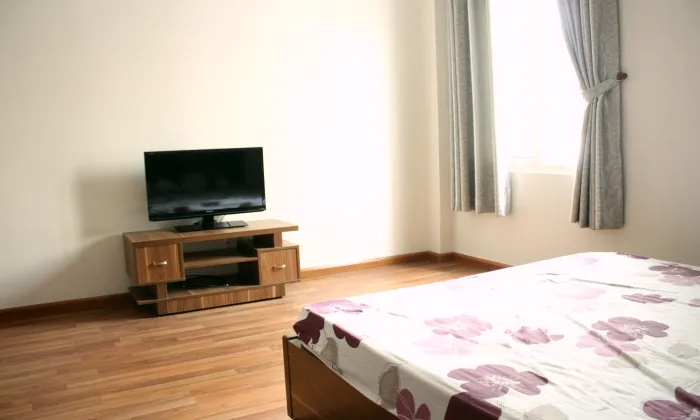 Serviced Apartment For Rent With Separate Living Room, Dist 1, HCMC 50sqm 550 USD/month
